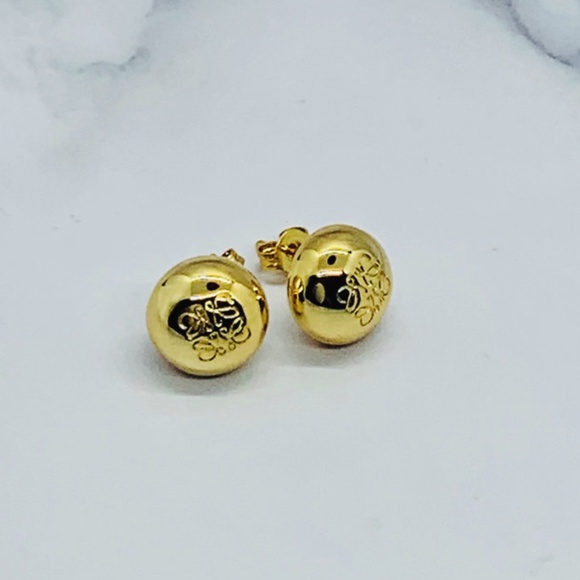 LIKE NEW Loewe Pebble Earrings - Picture 1 of 3